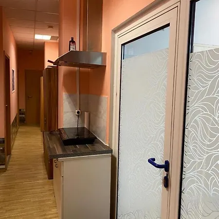 Hostel Hipokratios 3 Mit Gemeinschaft Wc *